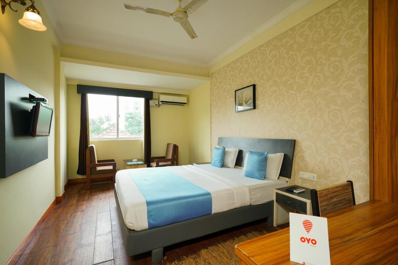 Oyo 1684 Hotel Malabar Inn Kozhikode Exterior photo